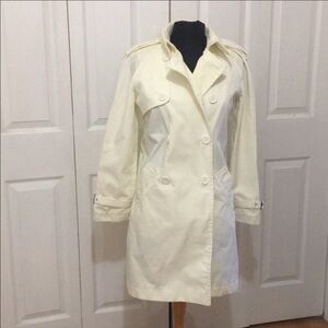 Express  double breasted Trench coat 🧥 in cream